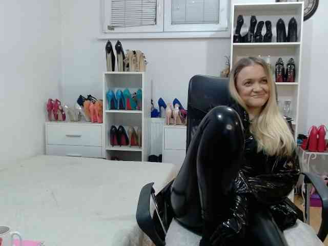 MisstressSabi MisstressSabi