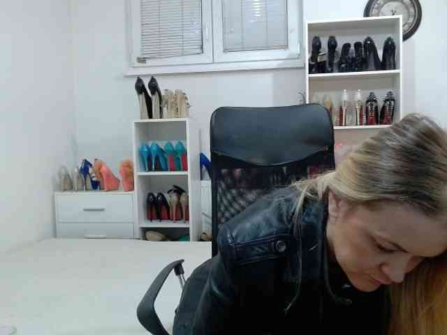 MisstressSabi webcam