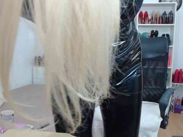 MisstressSabi webcam