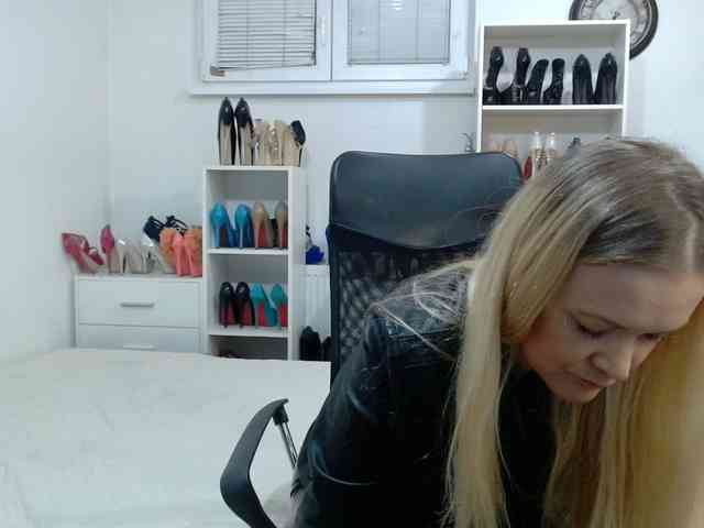 MisstressSabi webcam