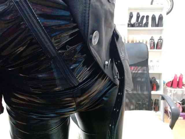 MisstressSabi webcam