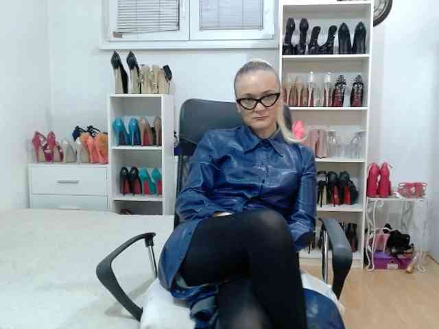 MisstressSabi MisstressSabi