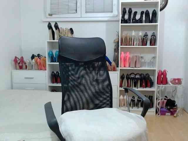 MisstressSabi webcam