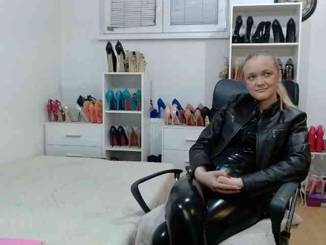 MisstressSabi webcam