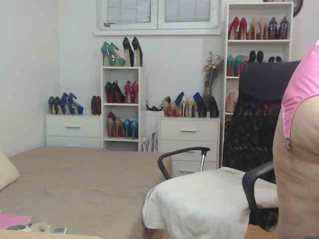 MisstressSabi webcam