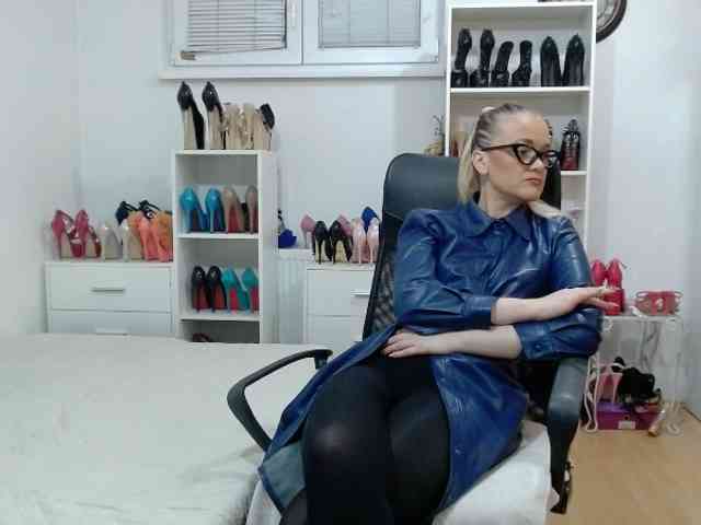 MisstressSabi webcam