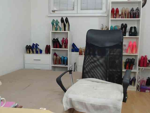 MisstressSabi webcam