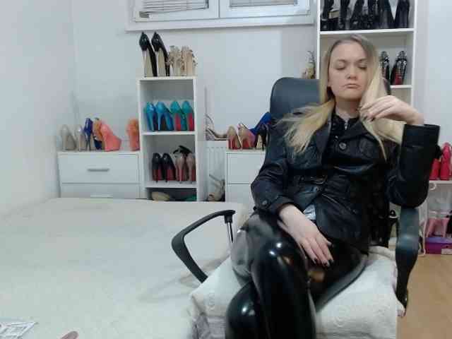 MisstressSabi webcam