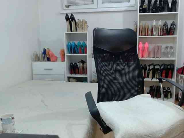 MisstressSabi webcam