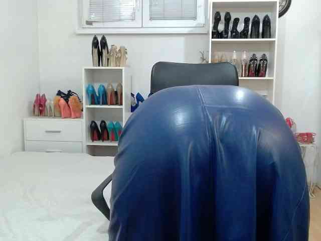 MisstressSabi webcam