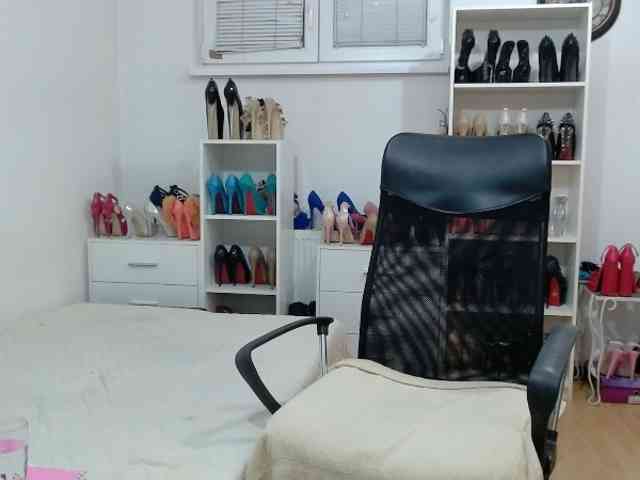 MisstressSabi webcam