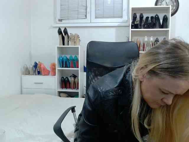 MisstressSabi webcam