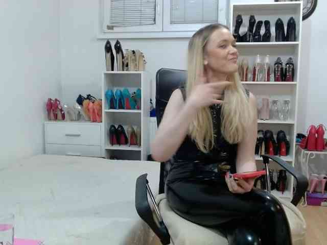 MisstressSabi MisstressSabi