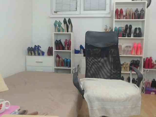 MisstressSabi webcam