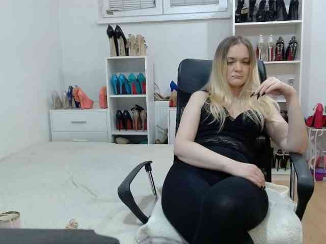 MisstressSabi webcam