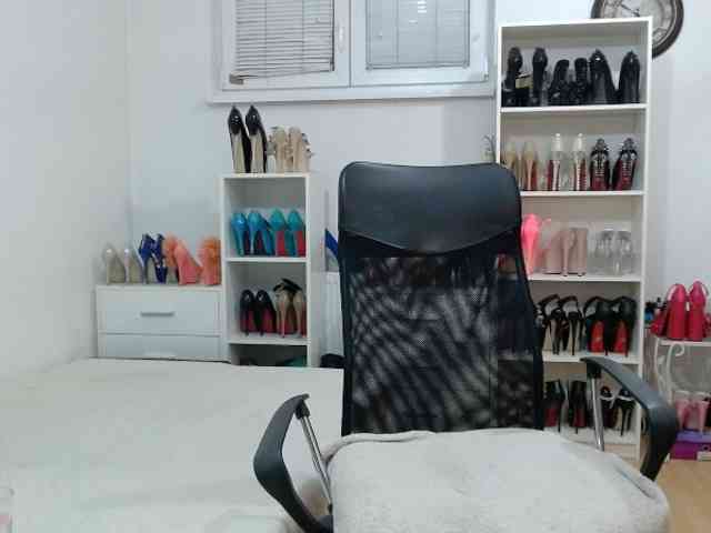 MisstressSabi webcam