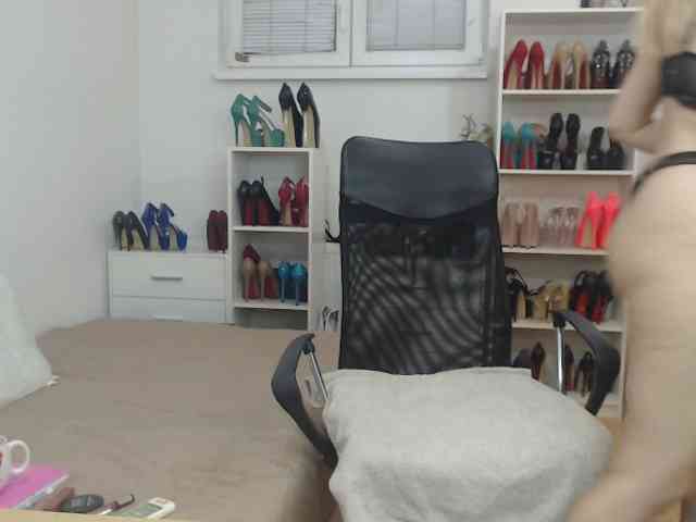 MisstressSabi webcam