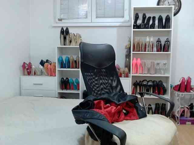 MisstressSabi webcam