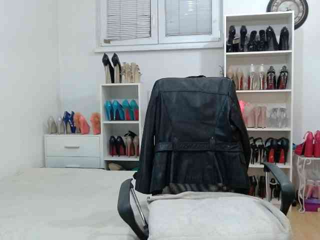 MisstressSabi webcam