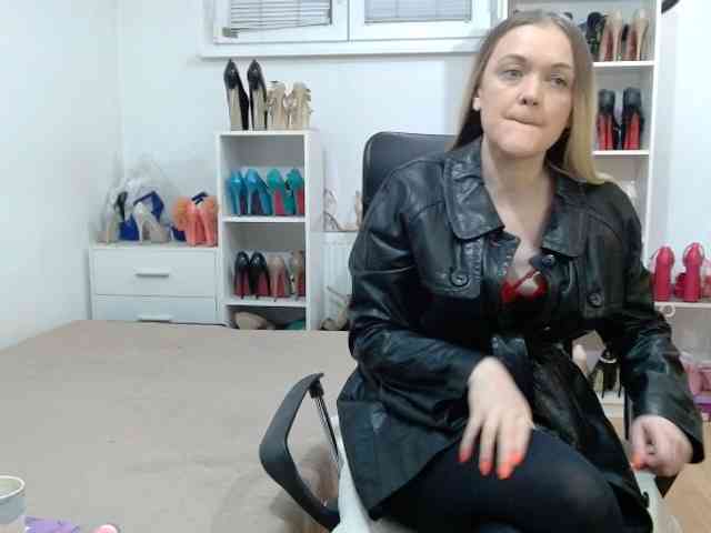 MisstressSabi webcam