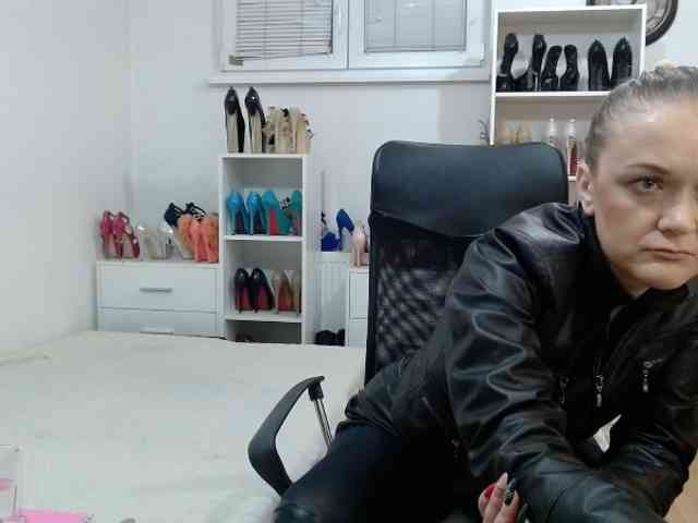 MisstressSabi webcam