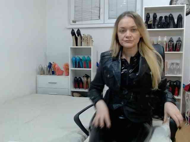 MisstressSabi webcam