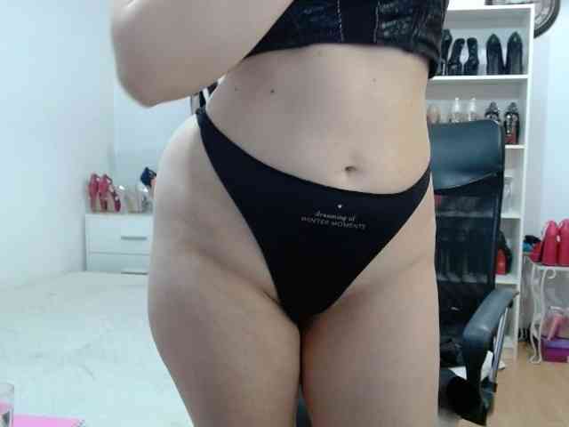 MisstressSabi webcam