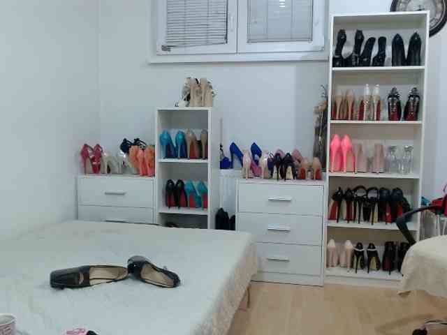 MisstressSabi webcam