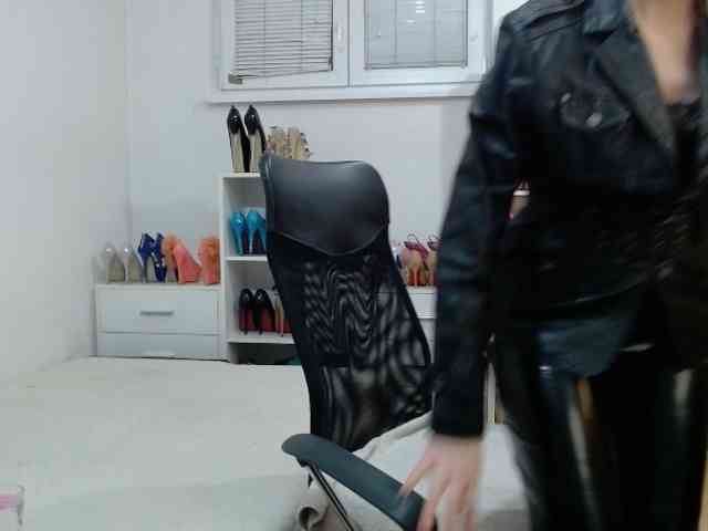 MisstressSabi webcam