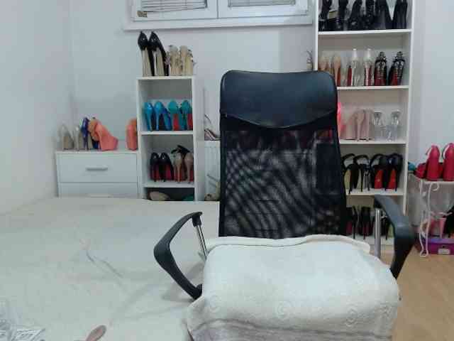 MisstressSabi webcam