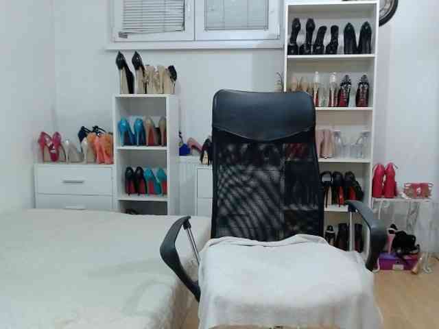 MisstressSabi webcam