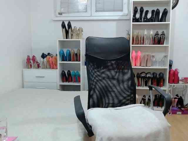MisstressSabi webcam