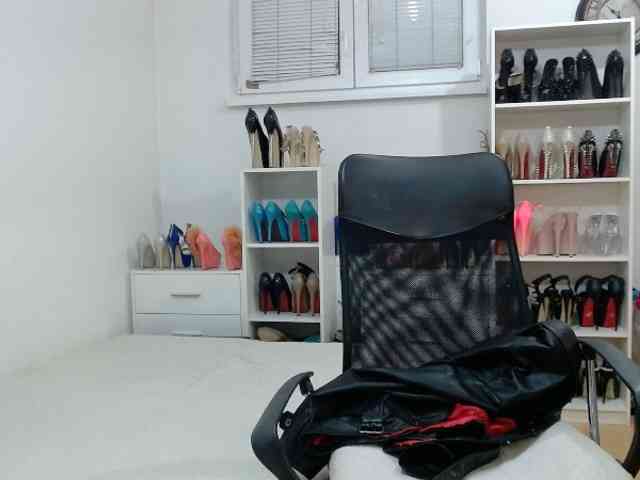 MisstressSabi webcam