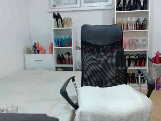 MisstressSabi webcam