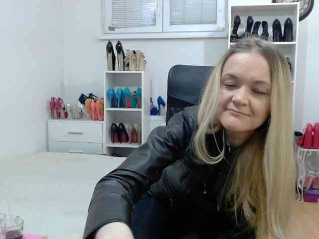 MisstressSabi webcam