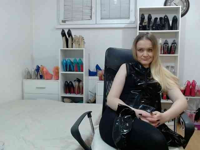 MisstressSabi webcam