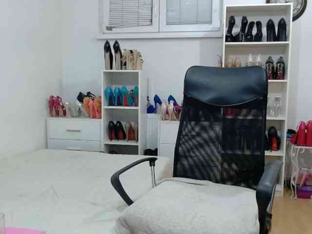 MisstressSabi webcam