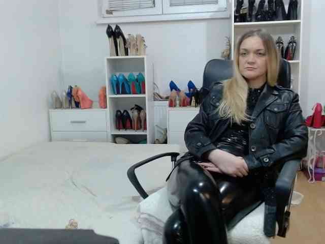 MisstressSabi webcam