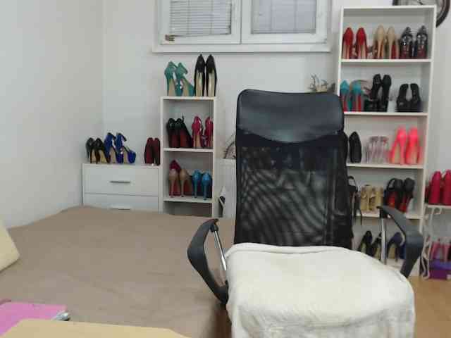 MisstressSabi webcam