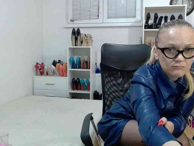 MisstressSabi webcam