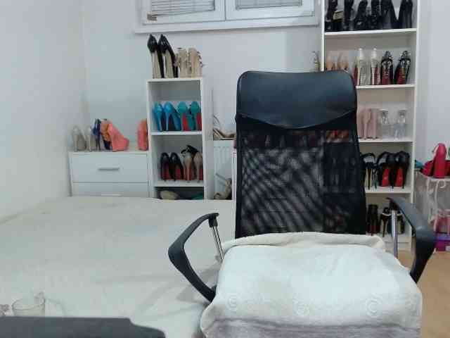 MisstressSabi webcam