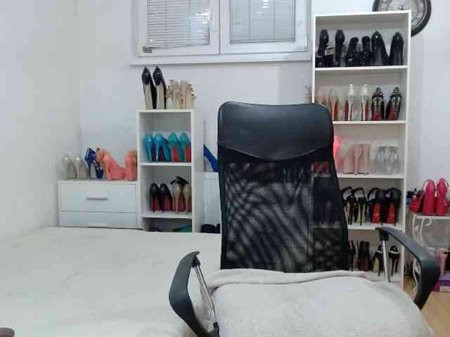 MisstressSabi webcam