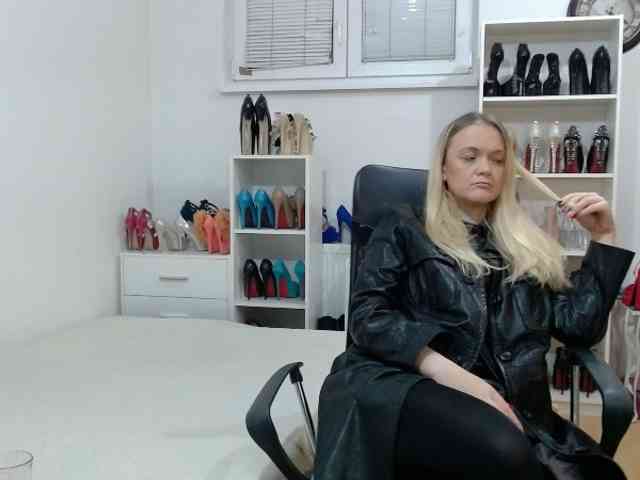 MisstressSabi MisstressSabi