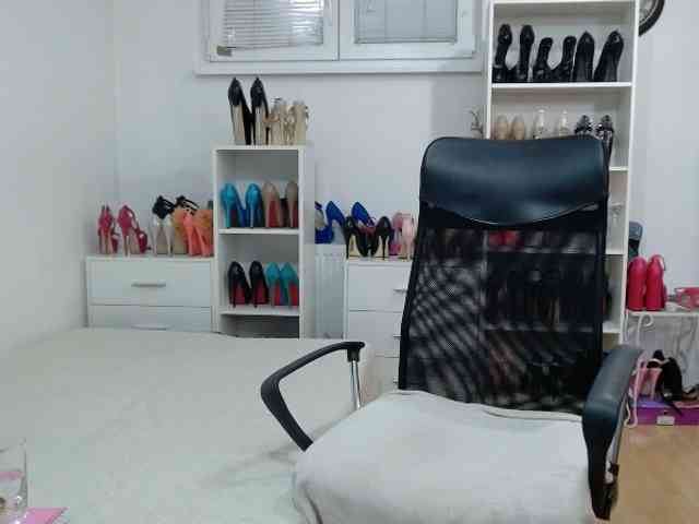MisstressSabi webcam