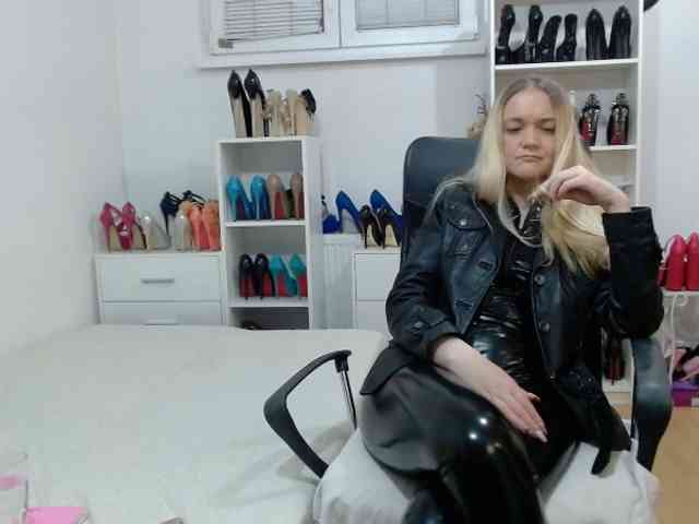 MisstressSabi MisstressSabi