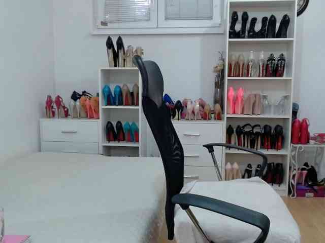 MisstressSabi webcam