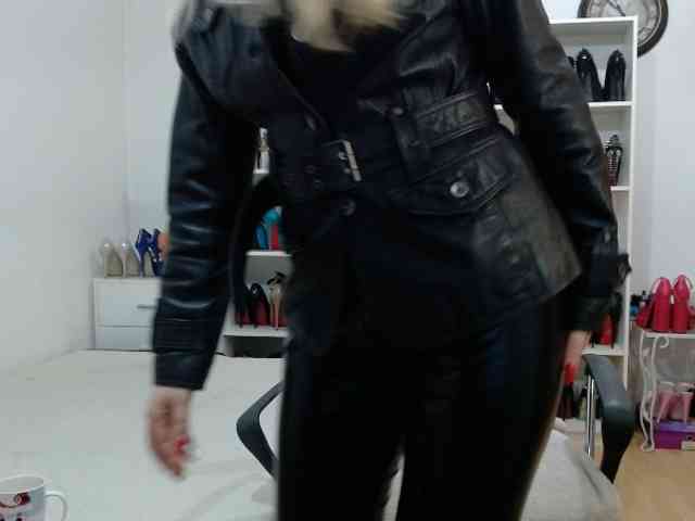 MisstressSabi webcam