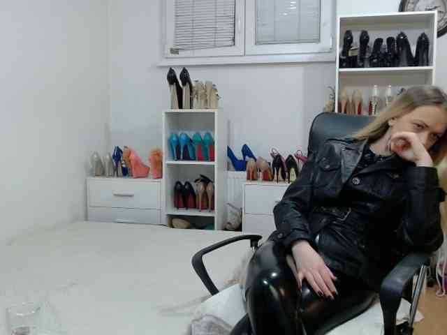 MisstressSabi webcam