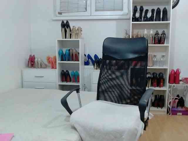 MisstressSabi webcam