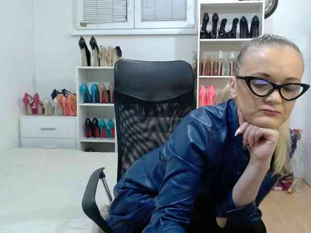 MisstressSabi webcam